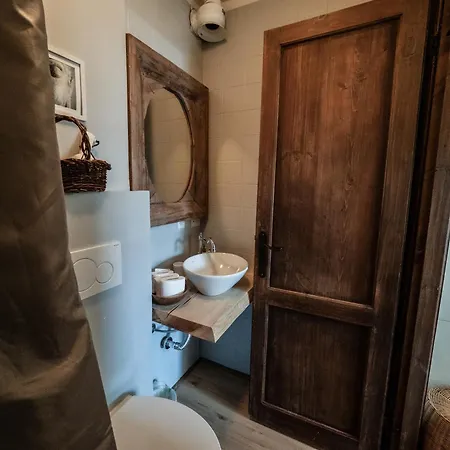 La Perla Di Apartment *